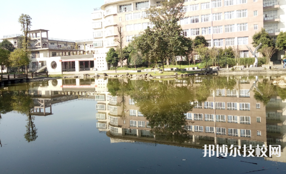 白河縣職業(yè)教育中心2023年怎么樣、好不好