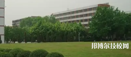 四川工業(yè)貿(mào)易學(xué)校2021年宿舍條件