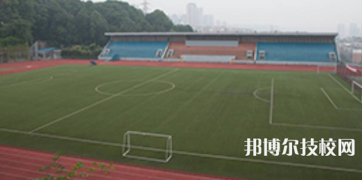 四川體育運動學(xué)校2021年招生辦聯(lián)系電話