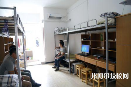 重慶工業(yè)管理職業(yè)學(xué)校2022年宿舍條件