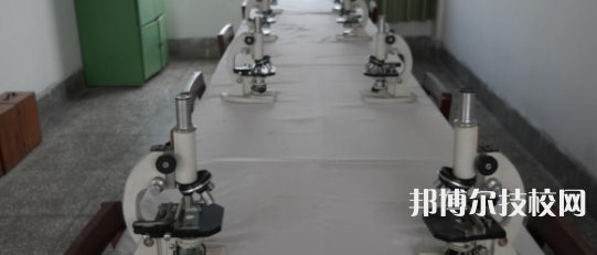四川育英醫(yī)養(yǎng)科技技工學(xué)校2021年招生錄取分?jǐn)?shù)線