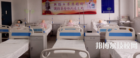 四川育英醫(yī)養(yǎng)科技技工學(xué)校2021年學(xué)費、收費多少