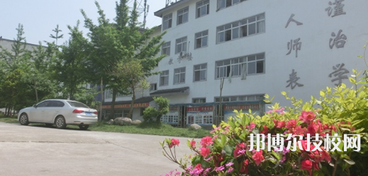 四川育英醫(yī)養(yǎng)科技技工學(xué)校2021年有哪些專業(yè)