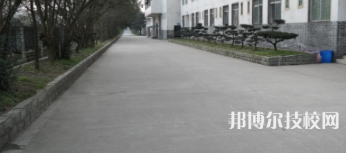 四川育英醫(yī)養(yǎng)科技技工學校網(wǎng)站網(wǎng)址