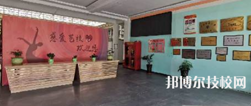 蘭州慈愛實驗藝術(shù)職業(yè)學(xué)校2021年有哪些專業(yè)