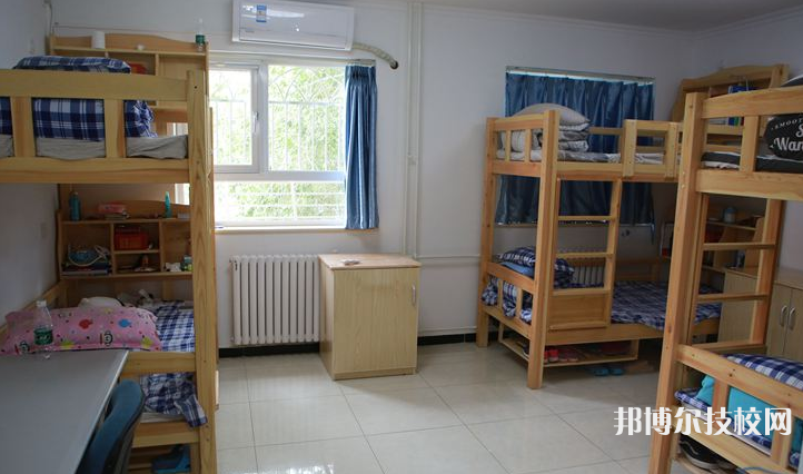 保定女子職業(yè)中專學(xué)校2021年宿舍條件