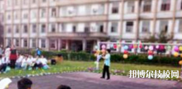 自貢東方職業(yè)技術(shù)學(xué)校2021年招生辦聯(lián)系電話(huà)