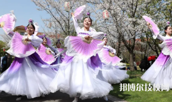 義烏國際商貿(mào)學(xué)校專業(yè)