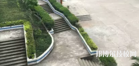 自貢大安職業(yè)技術(shù)學(xué)校2021年招生辦聯(lián)系電話