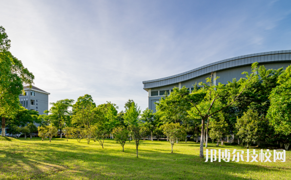 嘉興技師學(xué)院2