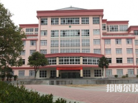 松陽(yáng)縣職業(yè)中等專業(yè)學(xué)校2021年報(bào)名條件、招生要求、招生對(duì)象