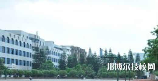 四川榮縣職業(yè)高級中學校2021年招生辦聯(lián)系電話