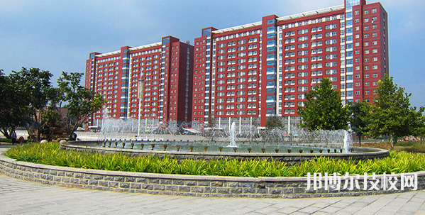 保定科技中等專業(yè)學(xué)校2021年招生辦聯(lián)系電話
