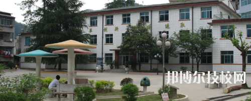 貴州電子信息高級技工學校地址在哪里