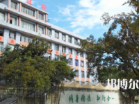 四川鹽業(yè)學(xué)校2023年招生簡(jiǎn)章