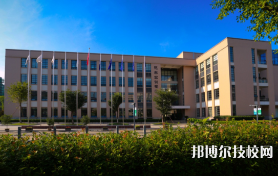 杭州技師學(xué)院1