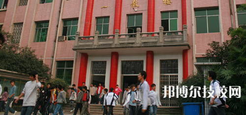 貴陽城鄉(xiāng)建設(shè)學校2021年招生辦電話
