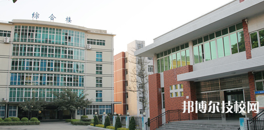 攀枝花建筑工程學(xué)校2021年有哪些專業(yè)
