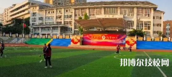 攀枝花經(jīng)貿(mào)旅游學(xué)校2021年招生簡(jiǎn)章