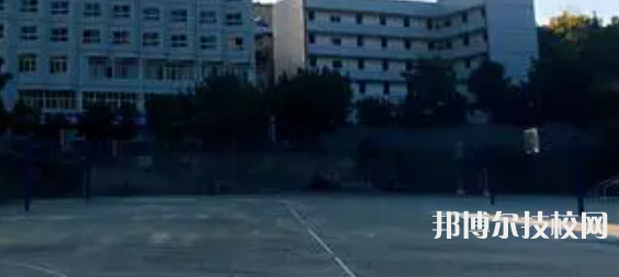攀枝花經(jīng)貿(mào)旅游學(xué)校2021年招生錄取分?jǐn)?shù)線