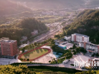 縉云縣工藝美術(shù)學(xué)校2021年招生辦聯(lián)系電話