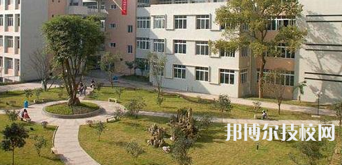瀘州交通技工學(xué)校2021年報(bào)名條件、招生要求、招生對(duì)象