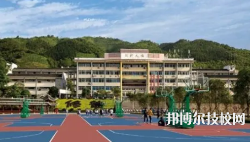 天柱縣中等職業(yè)學(xué)校2022年學(xué)費(fèi)、收費(fèi)多少