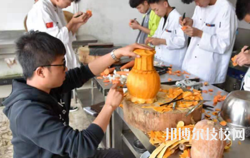 黔東南中等職業(yè)技術學校2022年招生辦聯(lián)系電話