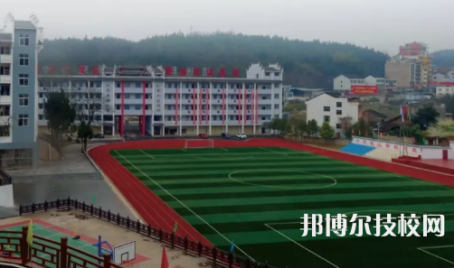 鎮(zhèn)遠(yuǎn)中等職業(yè)學(xué)校2022年招生錄取分?jǐn)?shù)線