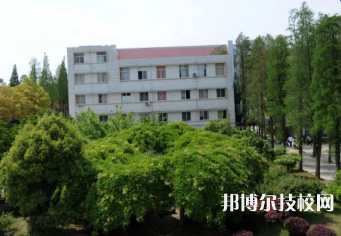 臺州市路橋中等職業(yè)技術學校3