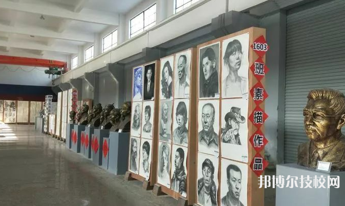 曲陽雕刻學校2022年招生辦聯(lián)系電話