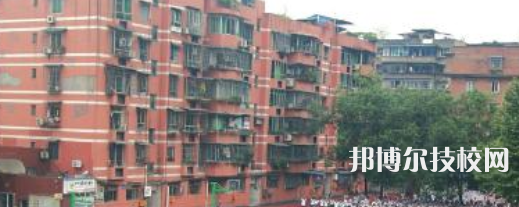瀘州江南職業(yè)中學(xué)校2022年宿舍條件