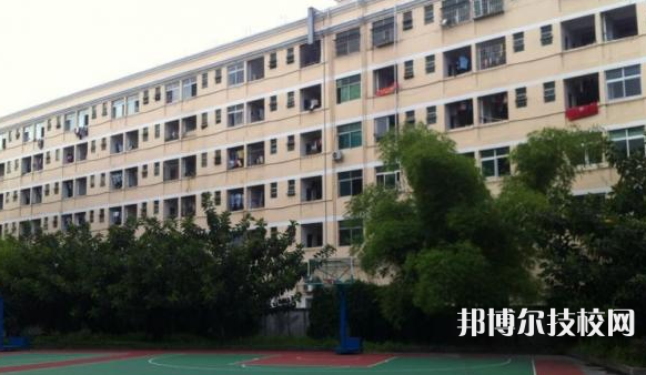 保定明星汽車工程學(xué)校2022年招生錄取分?jǐn)?shù)線