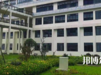 西南醫(yī)科大學(xué)護(hù)理學(xué)院附屬衛(wèi)生學(xué)校2023年招生簡章