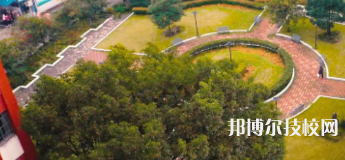 西南醫(yī)科大學(xué)護(hù)理學(xué)院附屬衛(wèi)生學(xué)校2022年報(bào)名條件、招生要求、招生對象