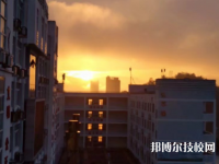 安慶大別山科技學(xué)校2023年招生辦聯(lián)系電話