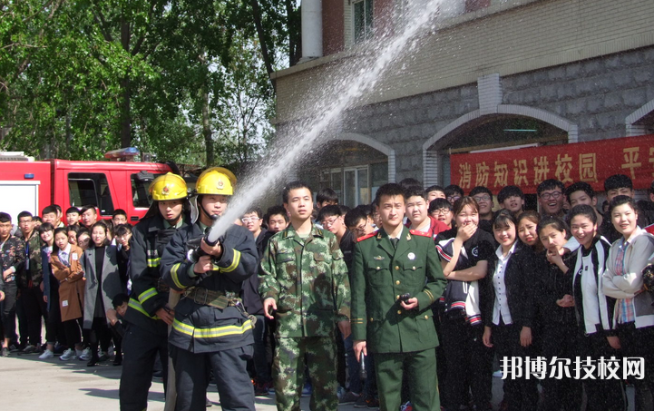 保定工業(yè)學校2022年招生辦聯(lián)系電話