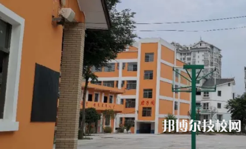 黔東南州凱旋工業(yè)學(xué)校2022年報(bào)名條件、招生要求、招生對(duì)象