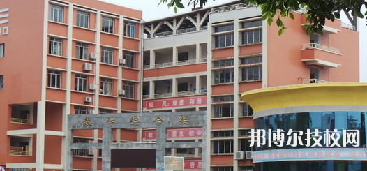 四川瀘縣建筑職業(yè)中專(zhuān)學(xué)校2022年有哪些專(zhuān)業(yè)