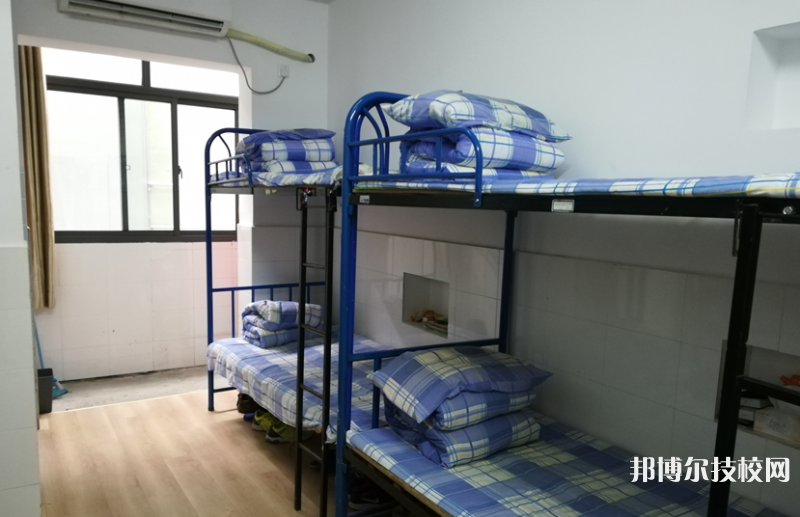 邢臺英才醫(yī)學中等專業(yè)學校2022年宿舍條件