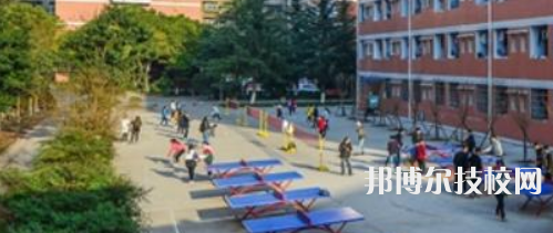 四川信息通信學(xué)校網(wǎng)站網(wǎng)址