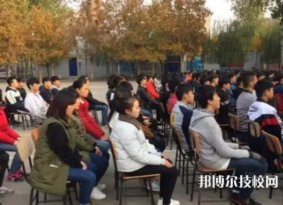 邯鄲工業(yè)學校2022年報名條件、招生要求、招生對象
