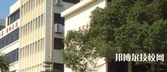 德陽(yáng)市富民技校2022年招生辦聯(lián)系電話