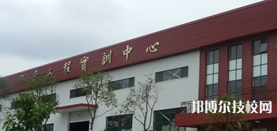 德陽中藝科技職業(yè)學校2022年報名條件、招生要求、招生對象