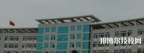 德陽慶玲機(jī)械電子工業(yè)學(xué)校2022年招生簡章