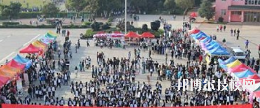 德陽慶玲機(jī)械電子工業(yè)學(xué)校2022年招生錄取分?jǐn)?shù)線