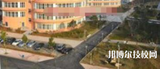 德陽慶玲機(jī)械電子工業(yè)學(xué)校2022年招生辦聯(lián)系電話