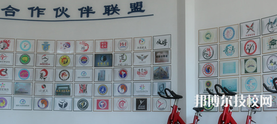 德陽(yáng)弘正科技職業(yè)學(xué)校地址在哪里