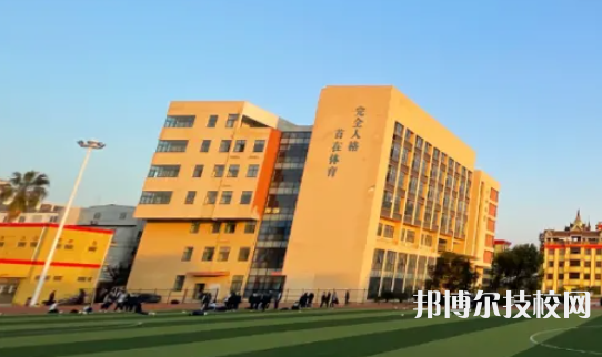 溫州東方技工學(xué)校3
