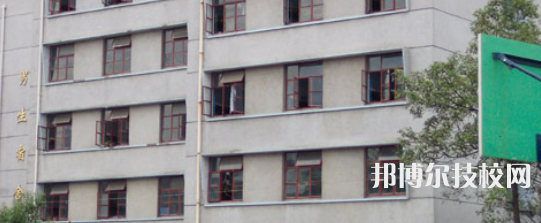四川德陽黃許職業(yè)中專學校2022年宿舍條件